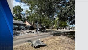 Postal worker killed in wreck while delivering mail in northwest Harris County