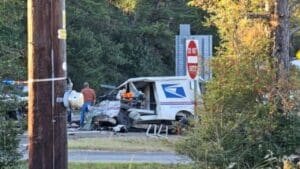 26-year-old U.S. Postal Service mail truck driver (RCA) killed in two-vehicle crash near Kountze